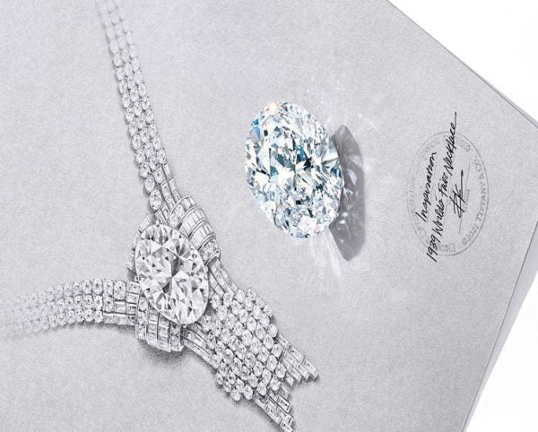Un collier Art déco Tiffany’s serti d’un énorme diamant à découvrir en 2022
