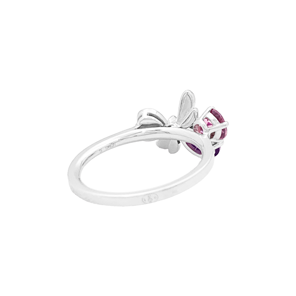 Bague Chaumet, "Attrape-moi...si tu m'aimes", or blanc, améthyste, grenat, diamants. 4