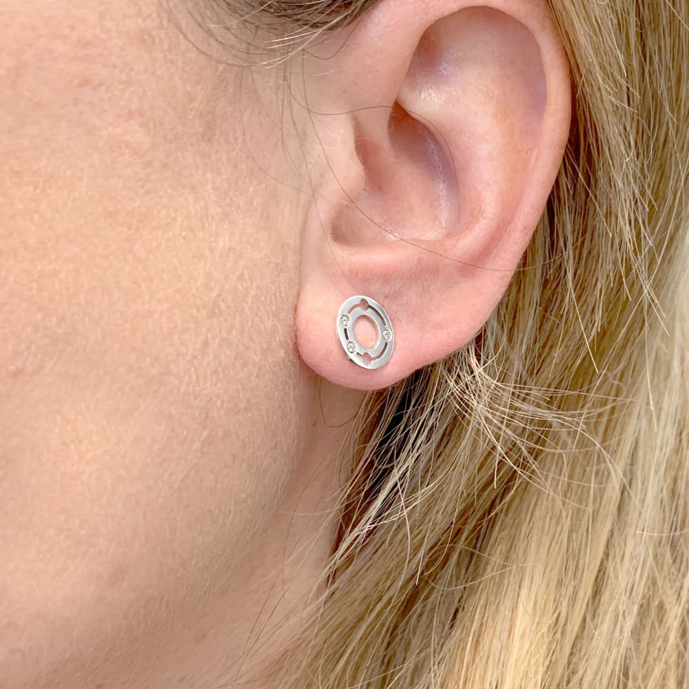 Puces d'oreilles Dinh Van, "Pulse", or blanc et diamants. 6