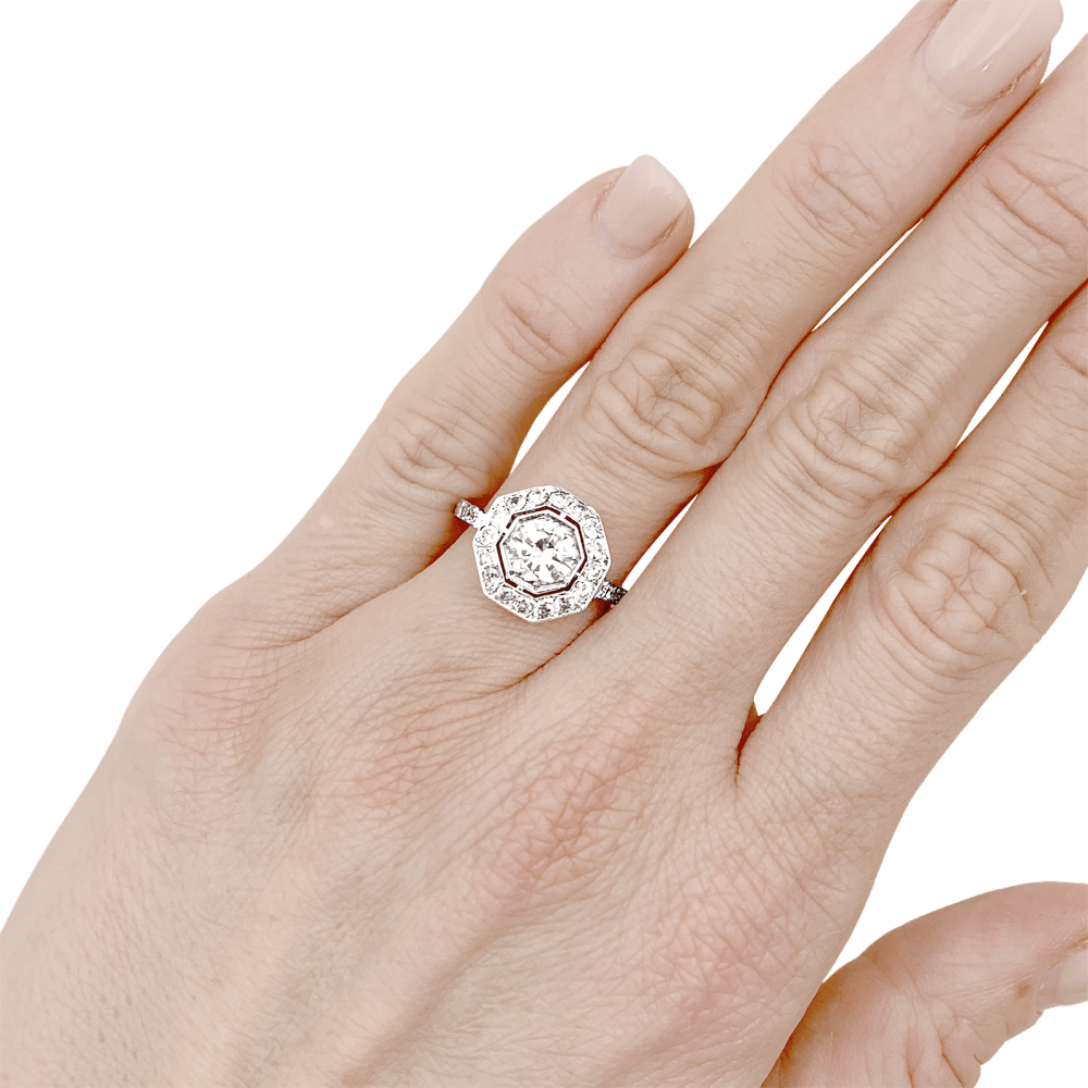 Bague ancienne platine et diamants. 5