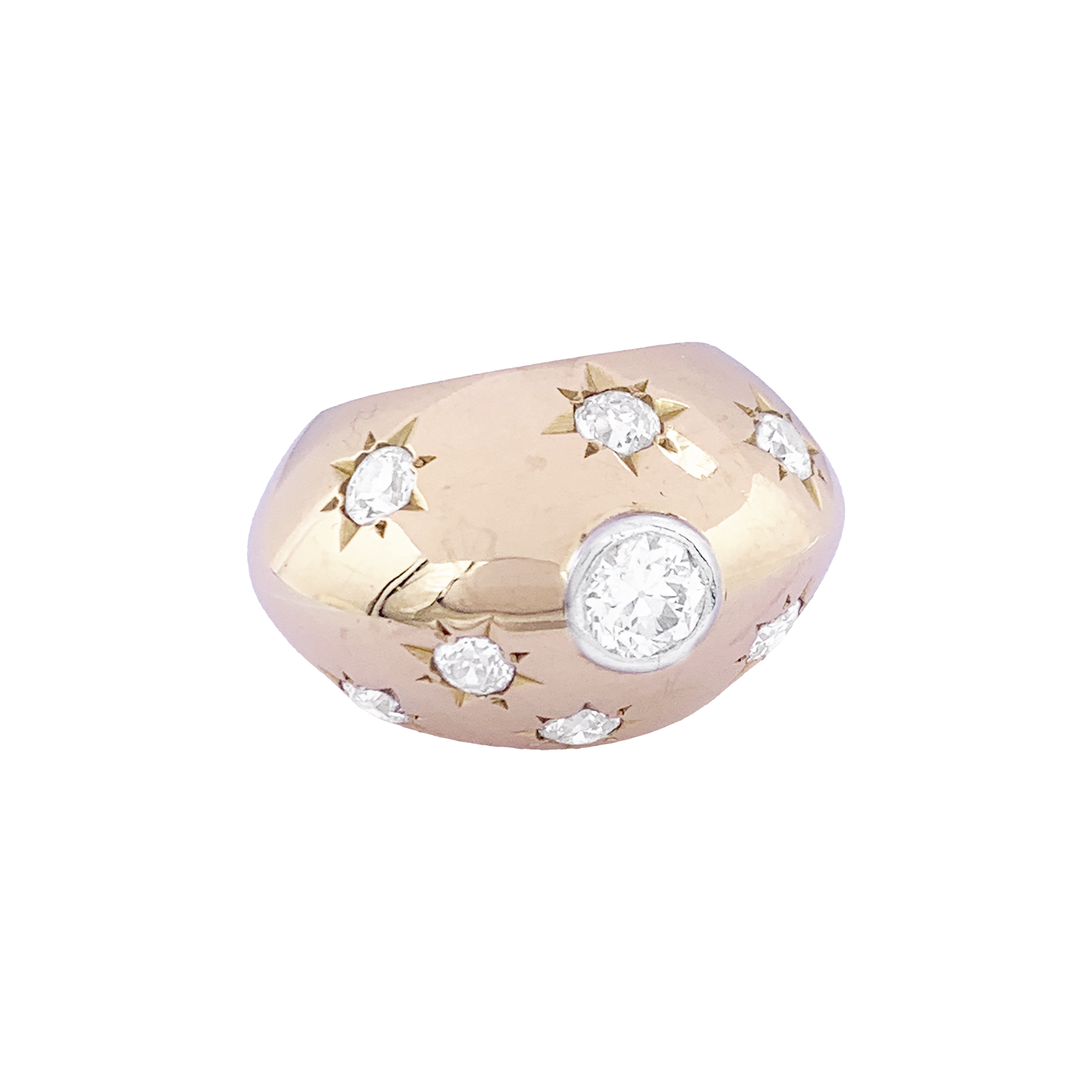 Bague bombée or rose et diamants. 2