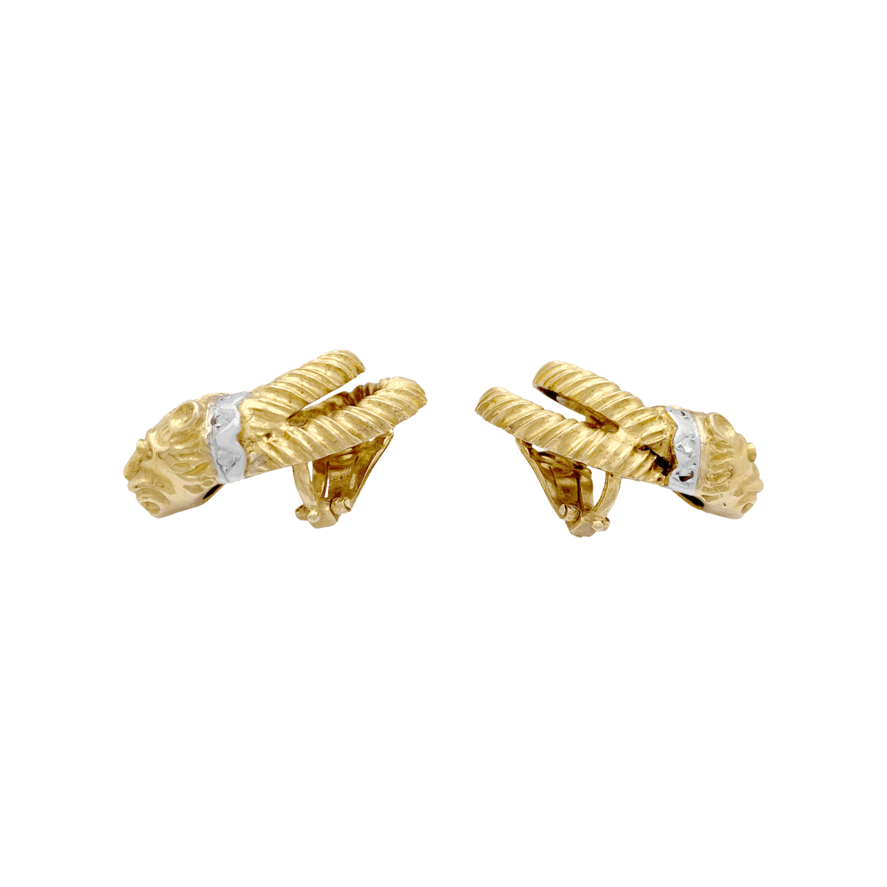 Boucles d'oreilles Zolotas, « Tête de Lion » deux ors, diamants et rubis. 5
