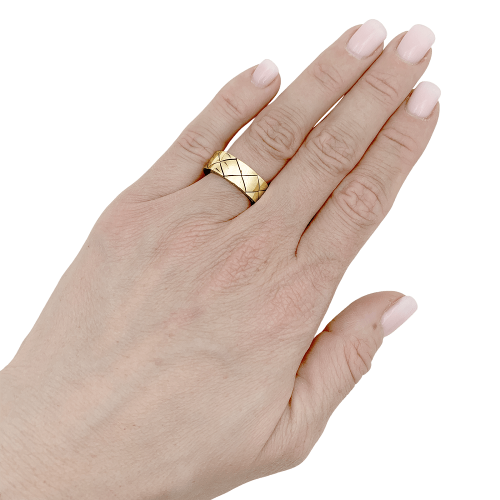 Bague Chanel, "Matelassé", or jaune. 6