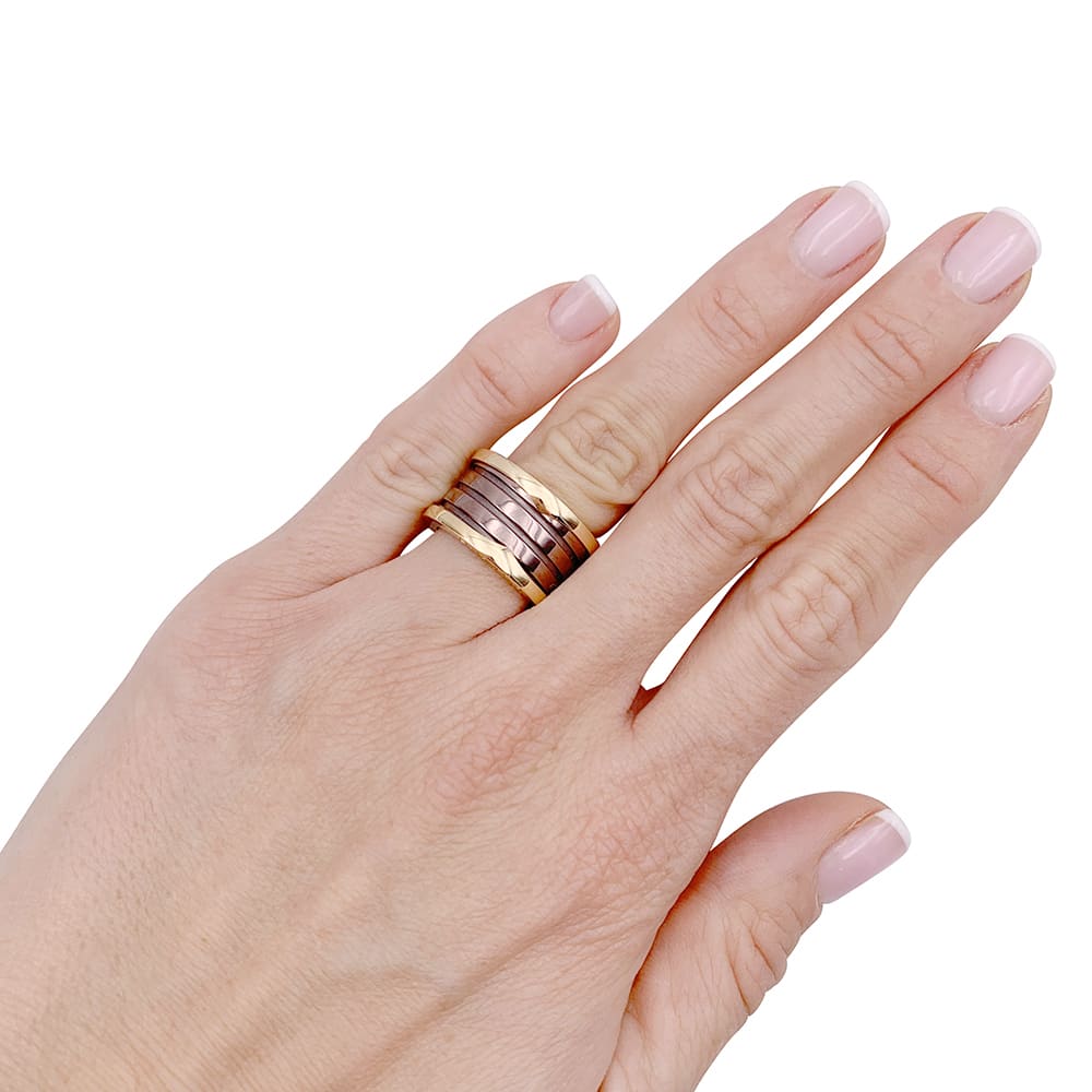 Bague Bulgari, "B.Zero1", or rose, cermet. 5