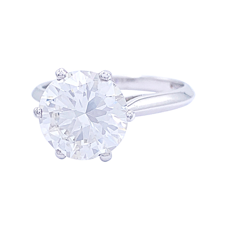 Solitaire platine, or blanc, diamant 2,30 cts. 6