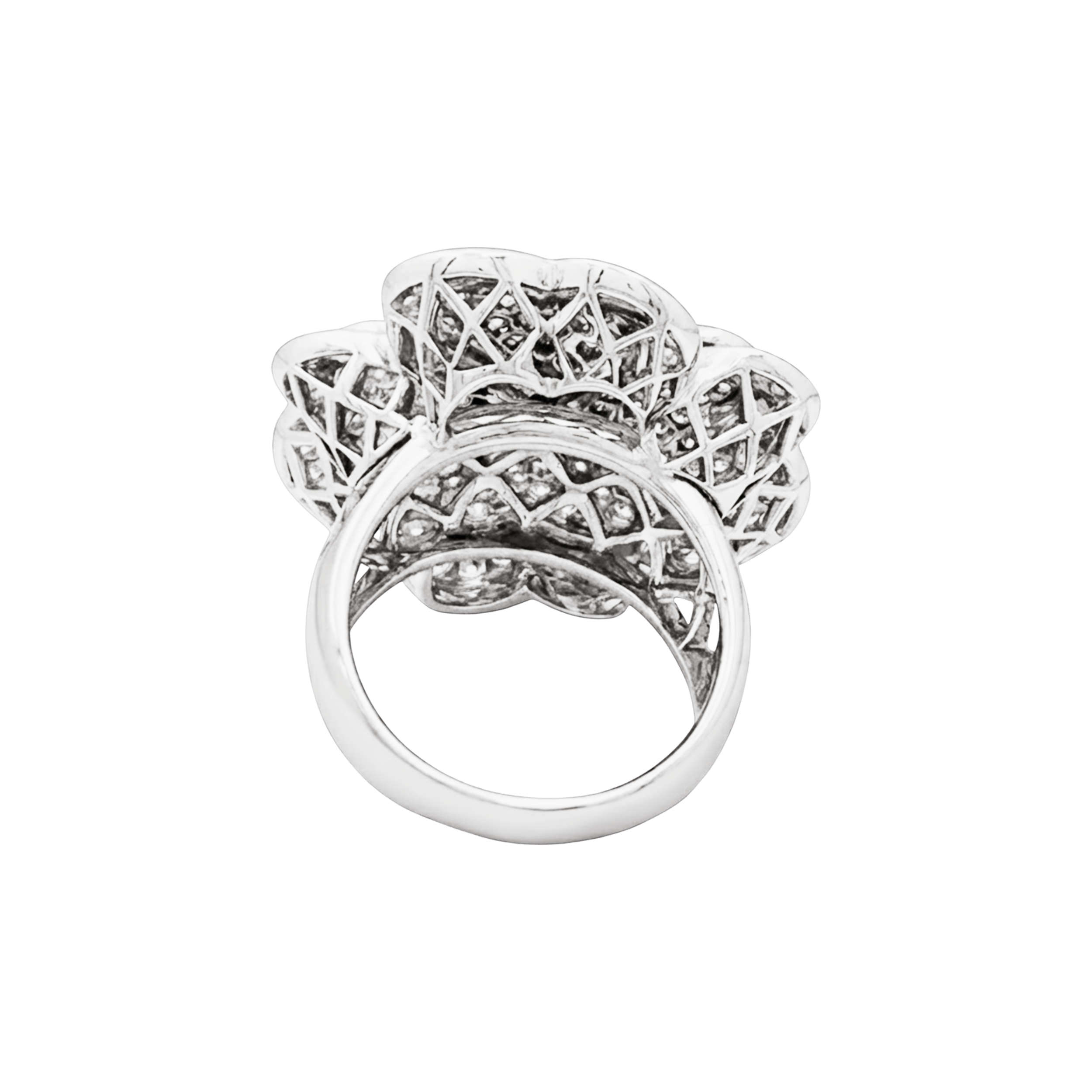 Bague « Trèfle », or blanc, diamants. 4