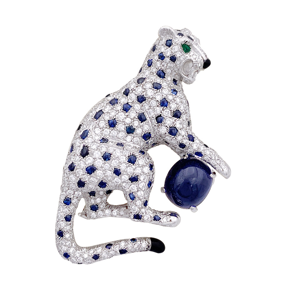 Broche Cartier "Nefertari Panthère" platine, diamants, pierres de couleur, émail. 2