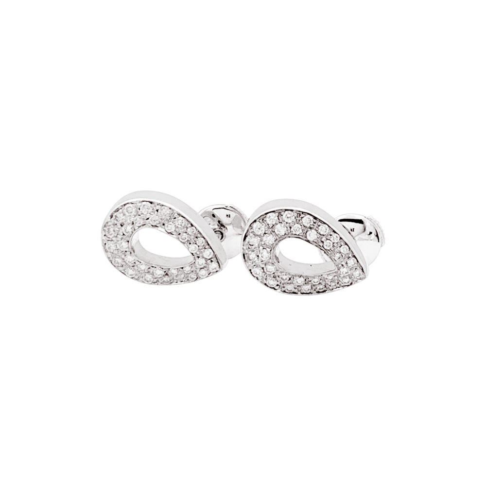 Boucles d'oreilles Piaget, or blanc et diamants. 4