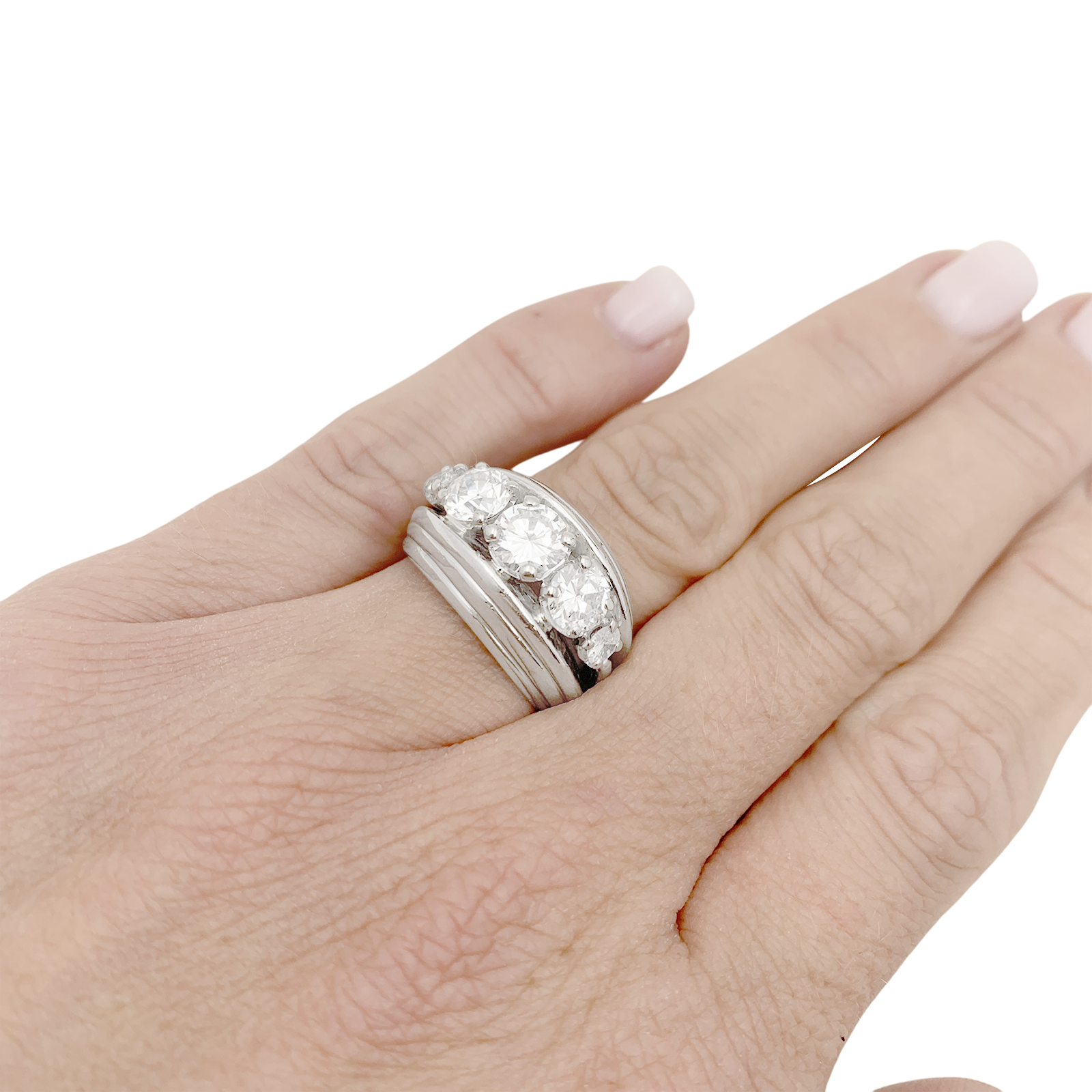 Bague platine, diamants. 2