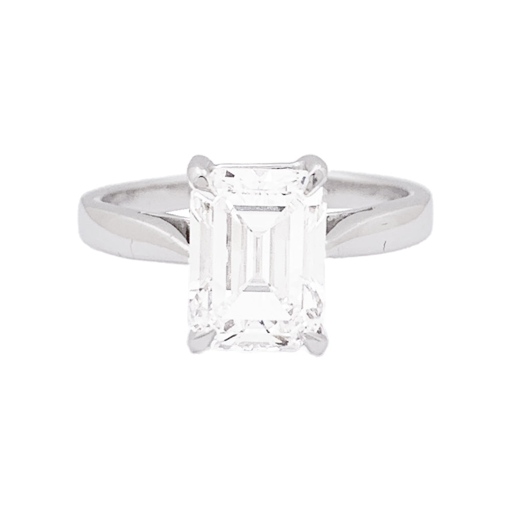 Bague taille émeraude, or blanc. 2