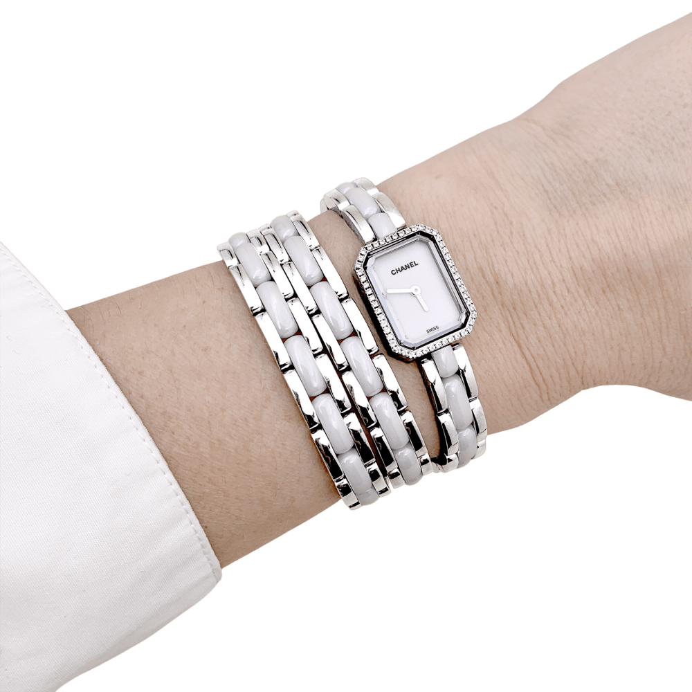 Montre Chanel, "Première", céramique blanche et diamants. 4