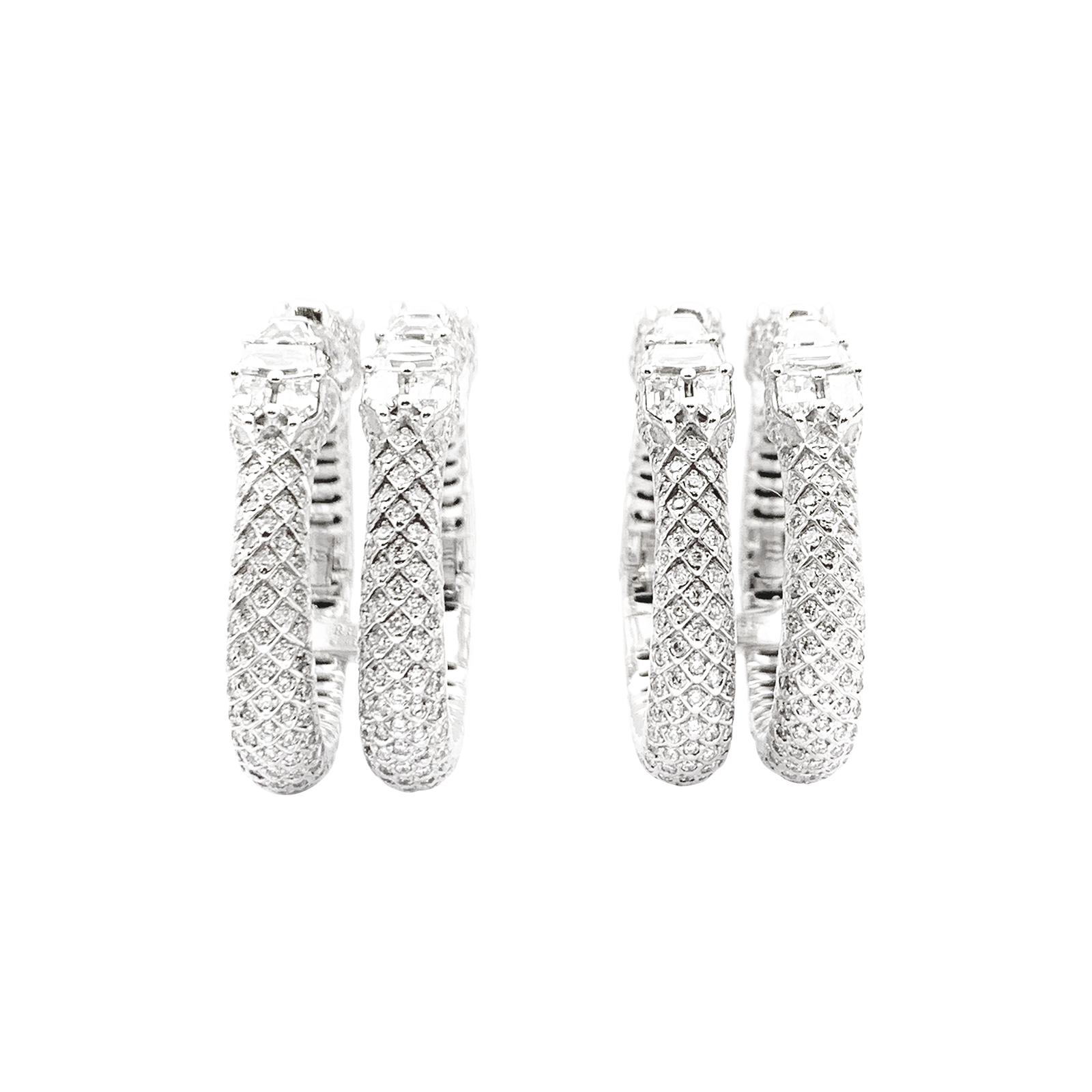 Boucles d'oreilles Repossi "Ophydienne", or blanc, diamants. 1