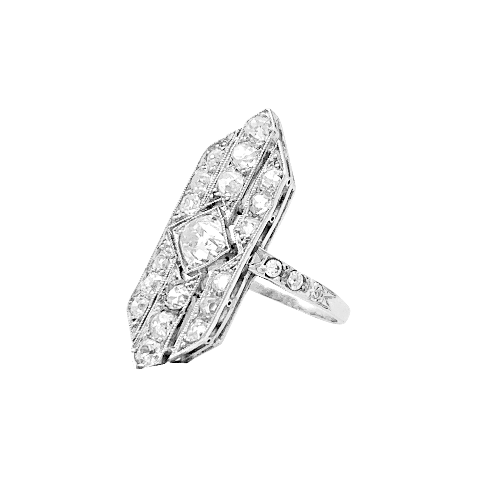 Bague Art Déco, platine et diamants. 4