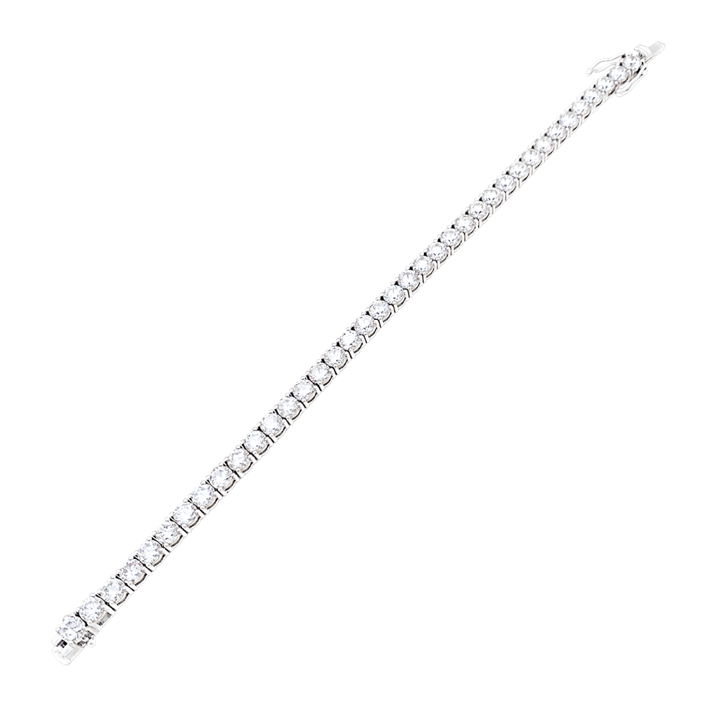 Bracelet ligne, or blanc et diamants. 4