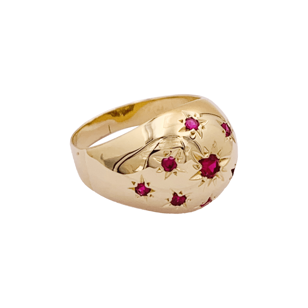 Bague boule vintage, or jaune, pierres rouges. 2