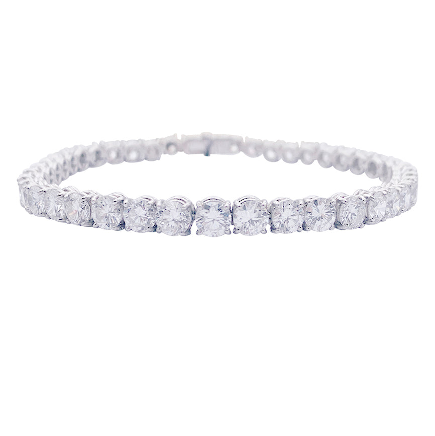 Bracelet or blanc et diamants. 1