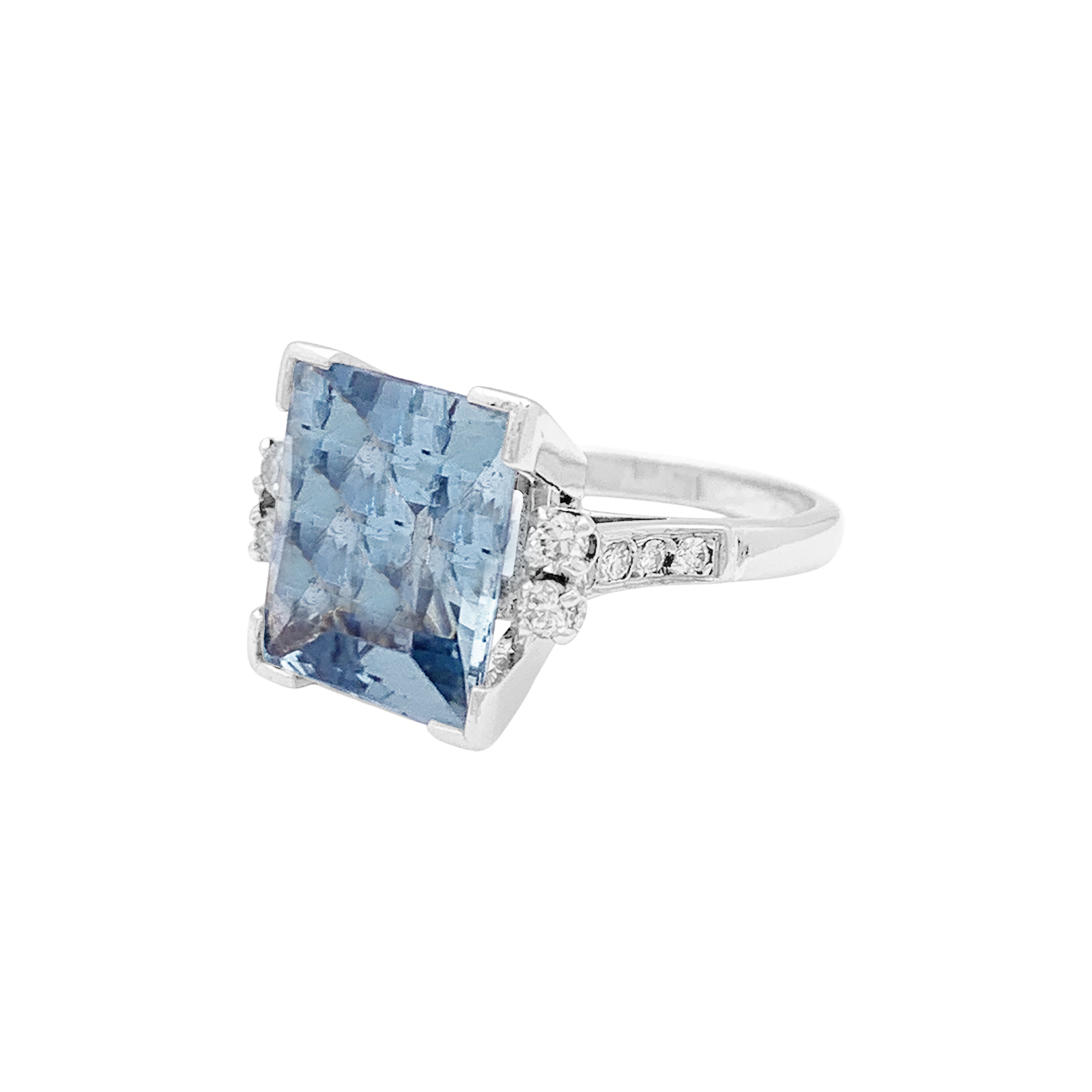 Bague cocktail or blanc et platine, aigue-marine et diamants. 5