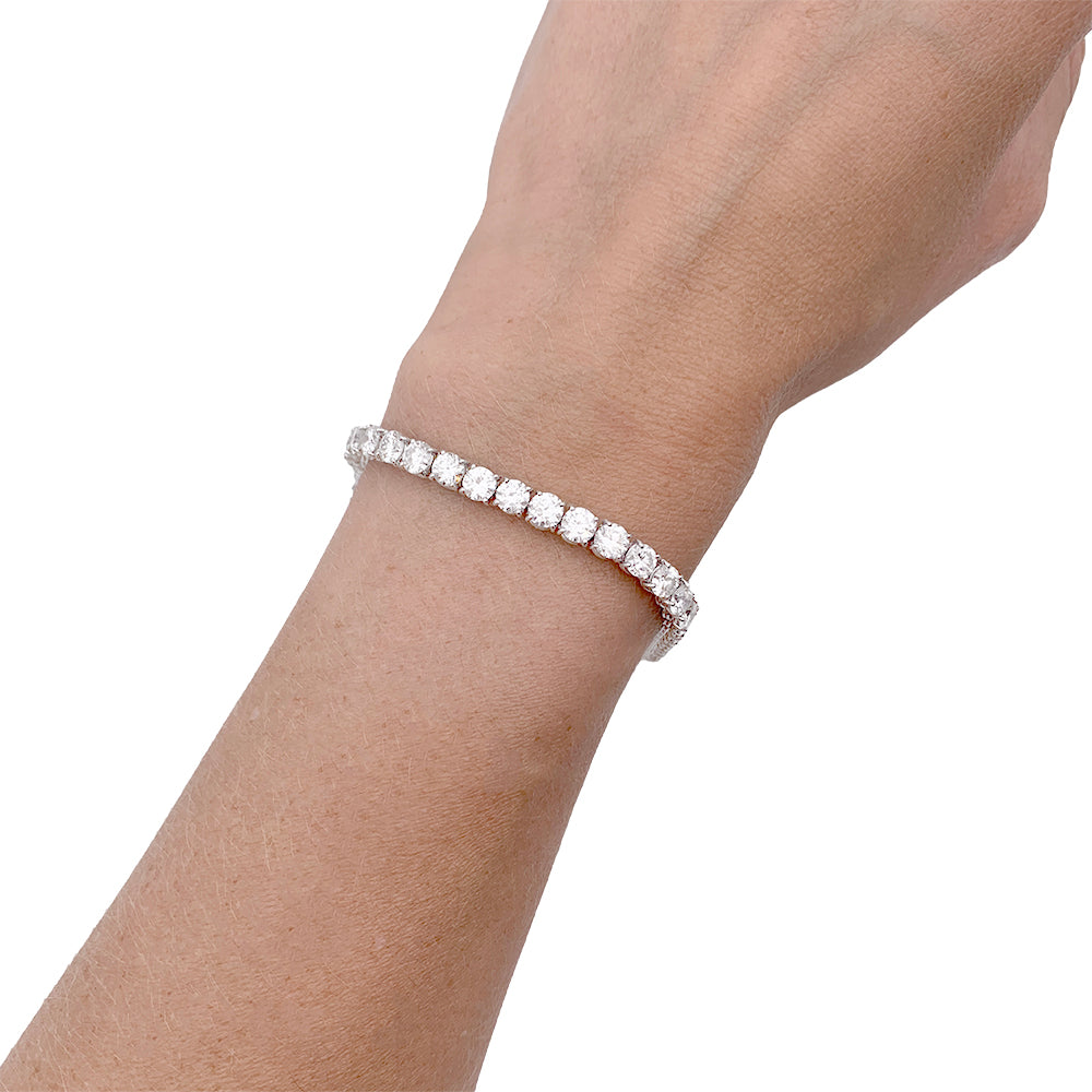 Bracelet or blanc et diamants. 7