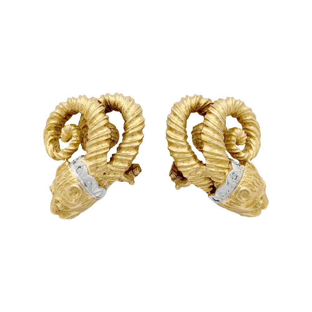 Boucles d'oreilles Zolotas, « Tête de Lion » deux ors, diamants et rubis. 3