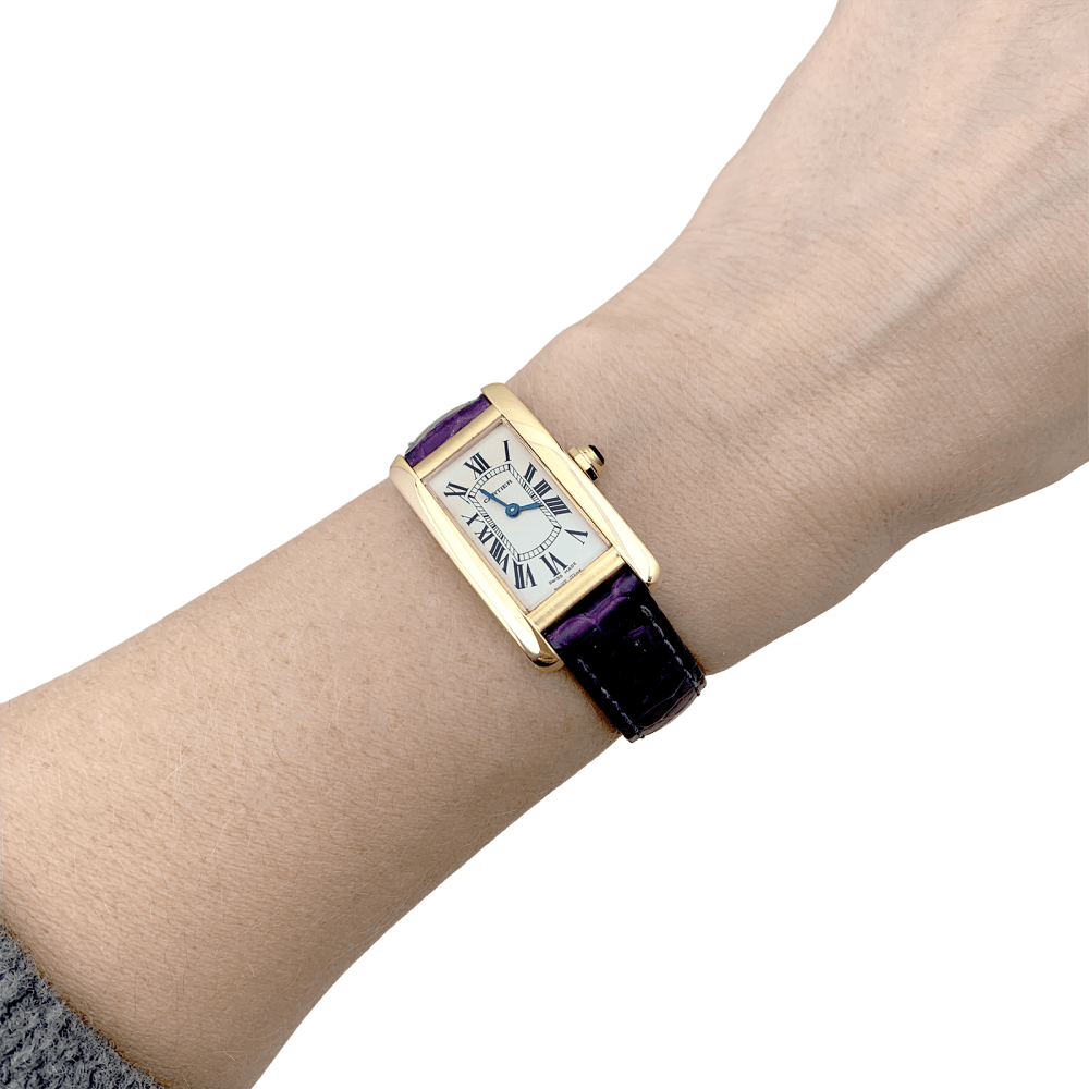 Montre Cartier, "Tank Américaine", or jaune. 7