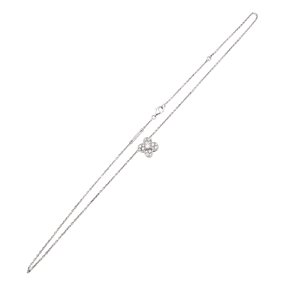 Collier Van Cleef & Arpels, "Trefle", or blanc et diamants. 4