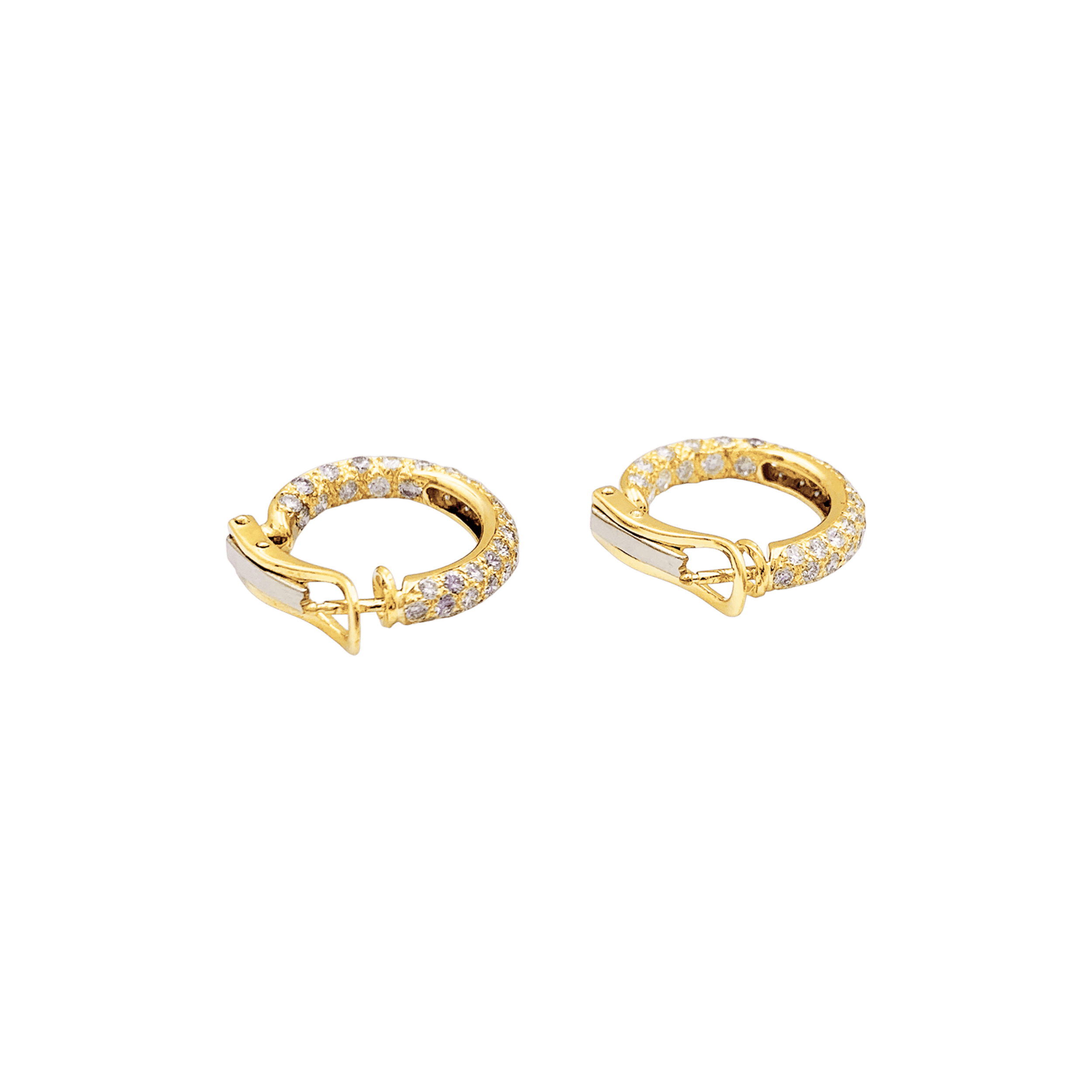 Boucles d'oreilles créoles en or jaune et diamants. 4