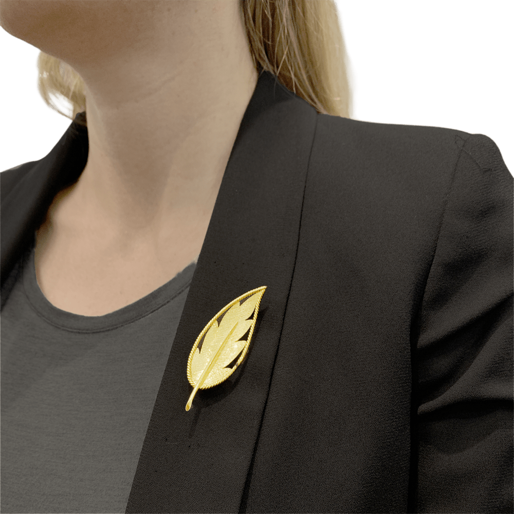 Broche feuille or jaune. 4