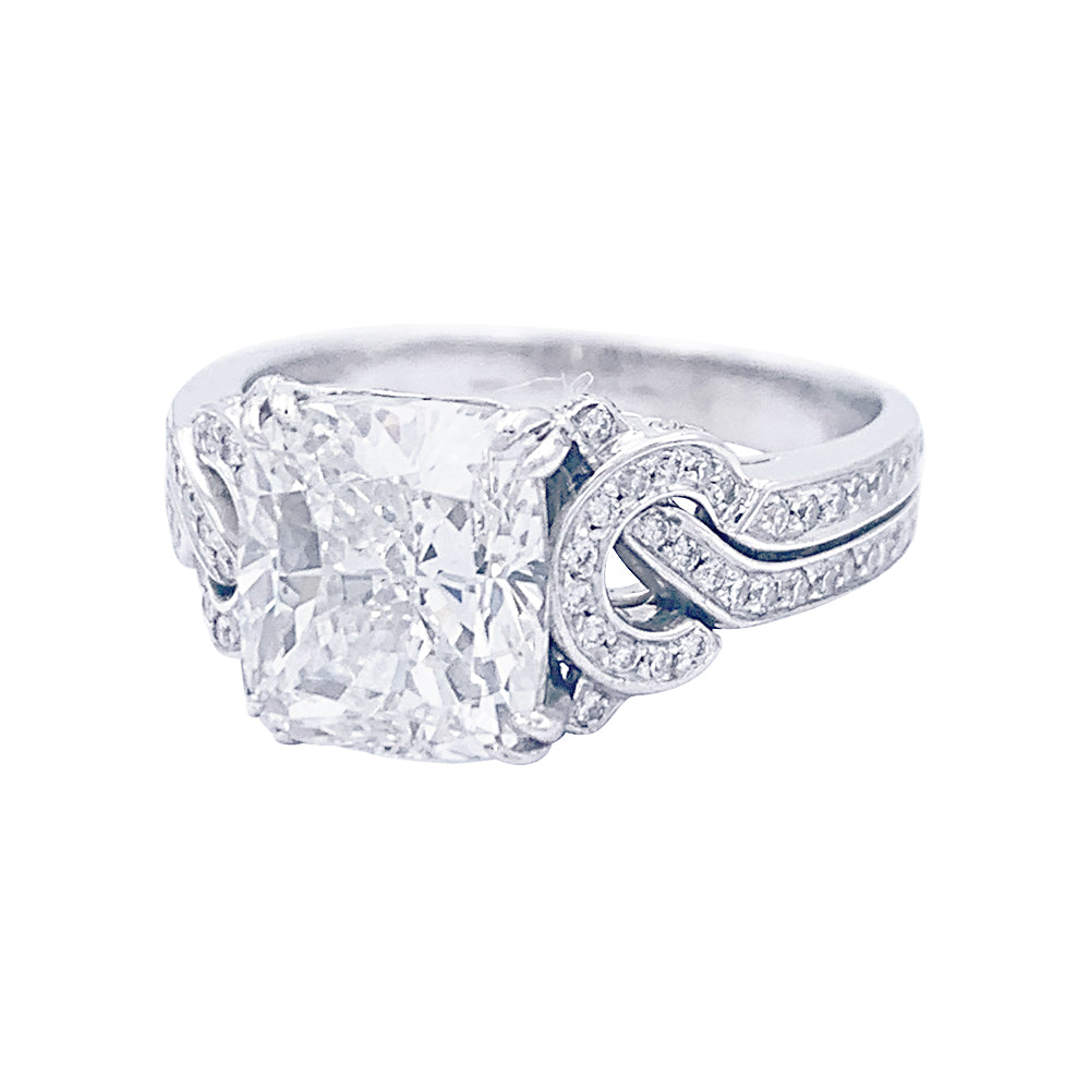 Bague Mauboussin, "Subtil Message", or blanc, diamant coussin. 5