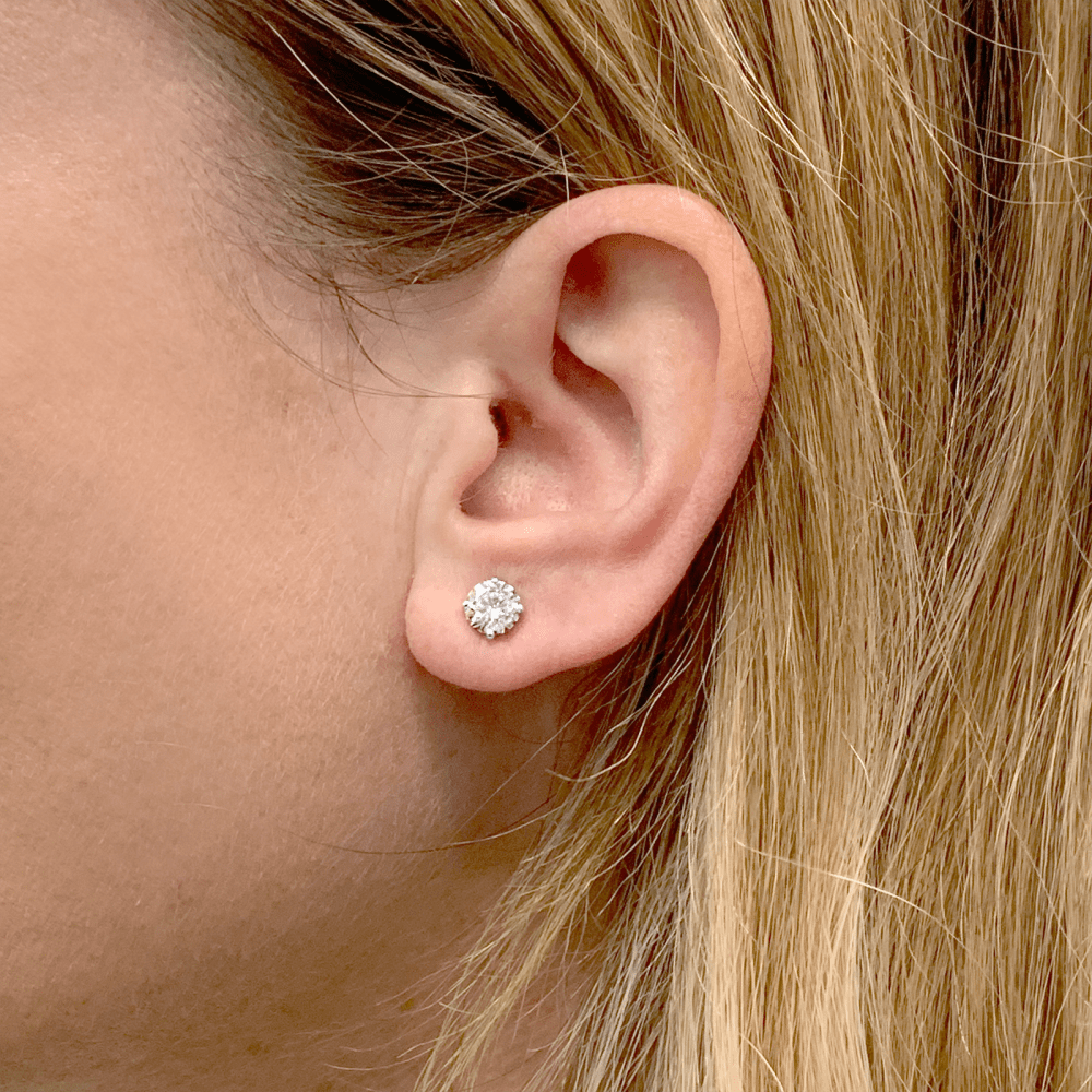 Boucles d'oreilles or blanc et diamants. 6