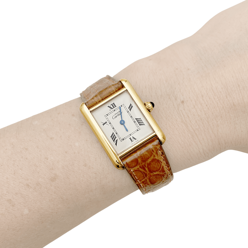Montre Cartier, "Tank Must", vermeil, cuir. 8
