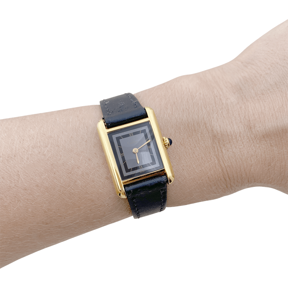Montre Cartier, "Tank Must", argent plaqué or, cuir. 6