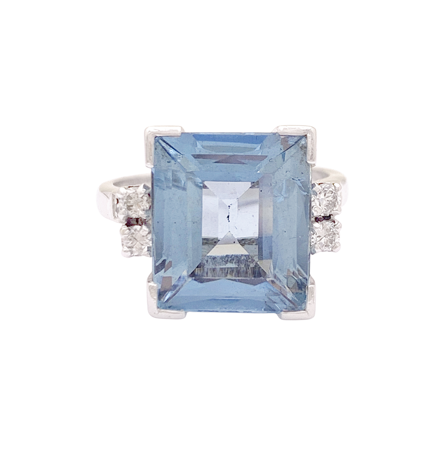 Bague cocktail or blanc et platine, aigue-marine et diamants. 1