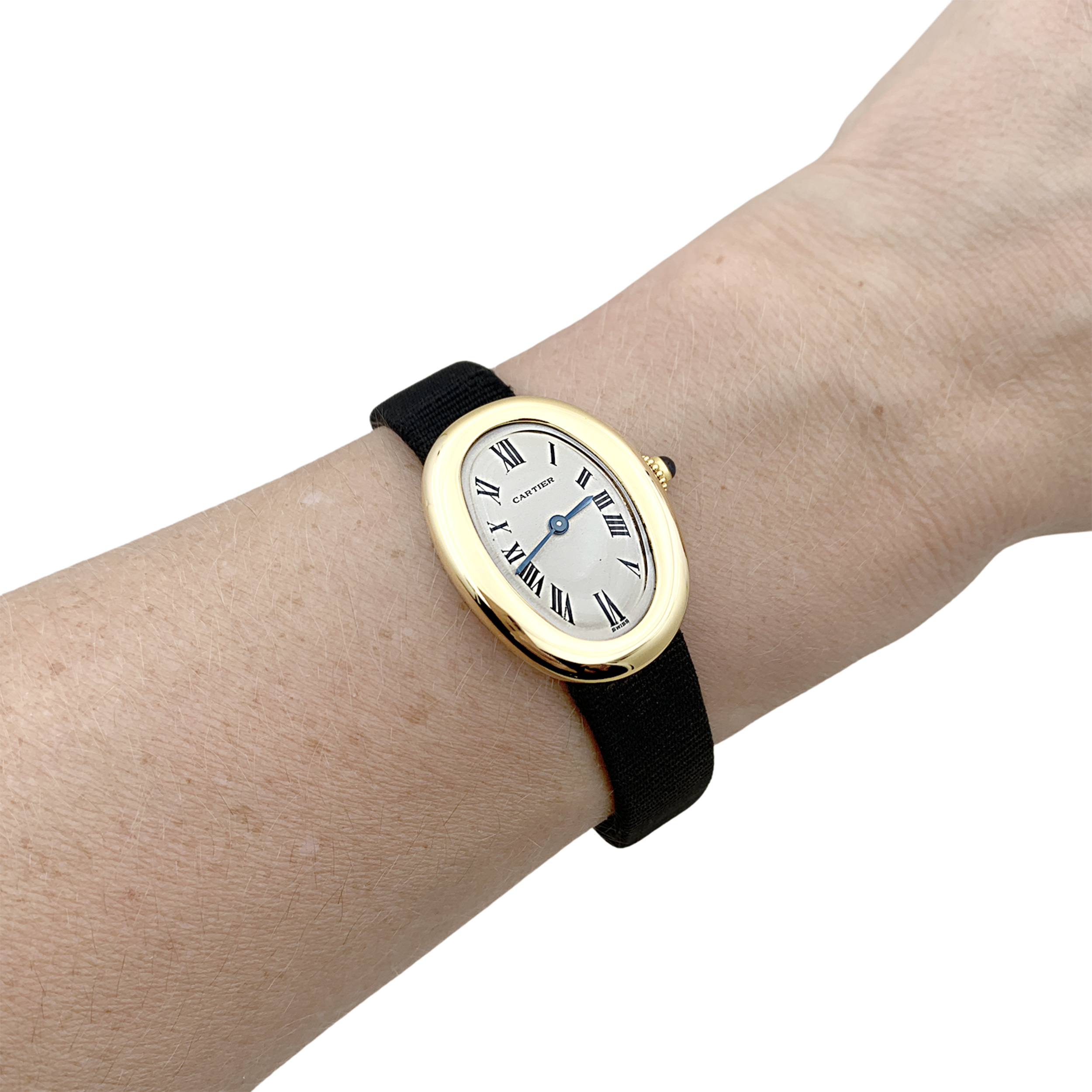 Montre Cartier, "Baignoire", or jaune, boucle déployante. 6