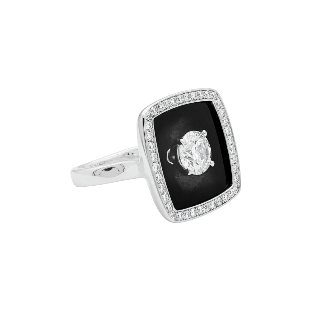Bague Chanel, "Nuit Noire", or blanc, émail, diamant 1,01 carat. 2