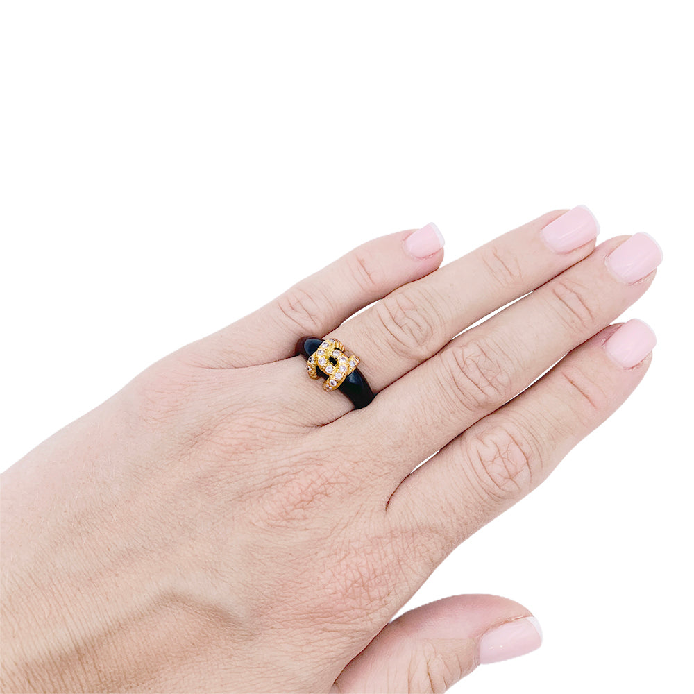 Bague Cartier, "Double C", or jaune, onyx, diamants. 4