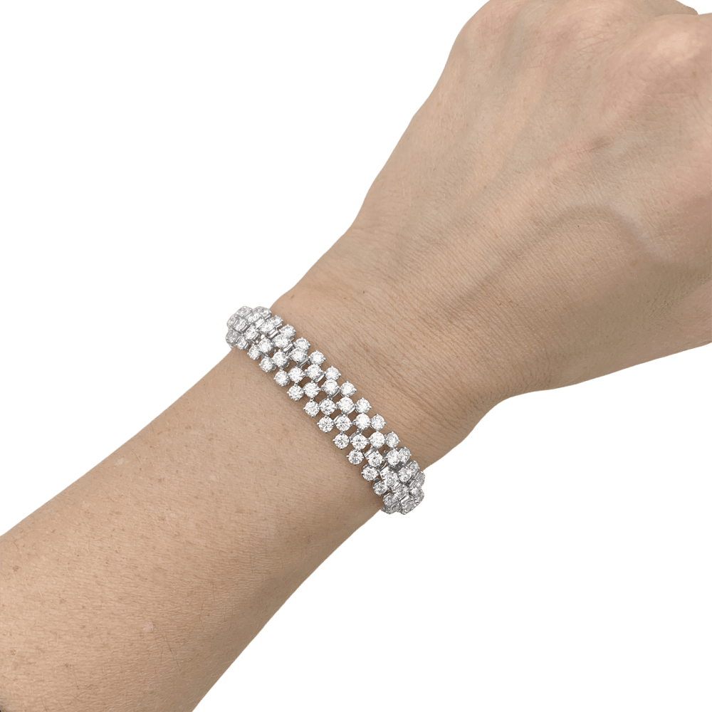 Bracelet Boucheron, "Angélique" rivière de diamants, or blanc. 6