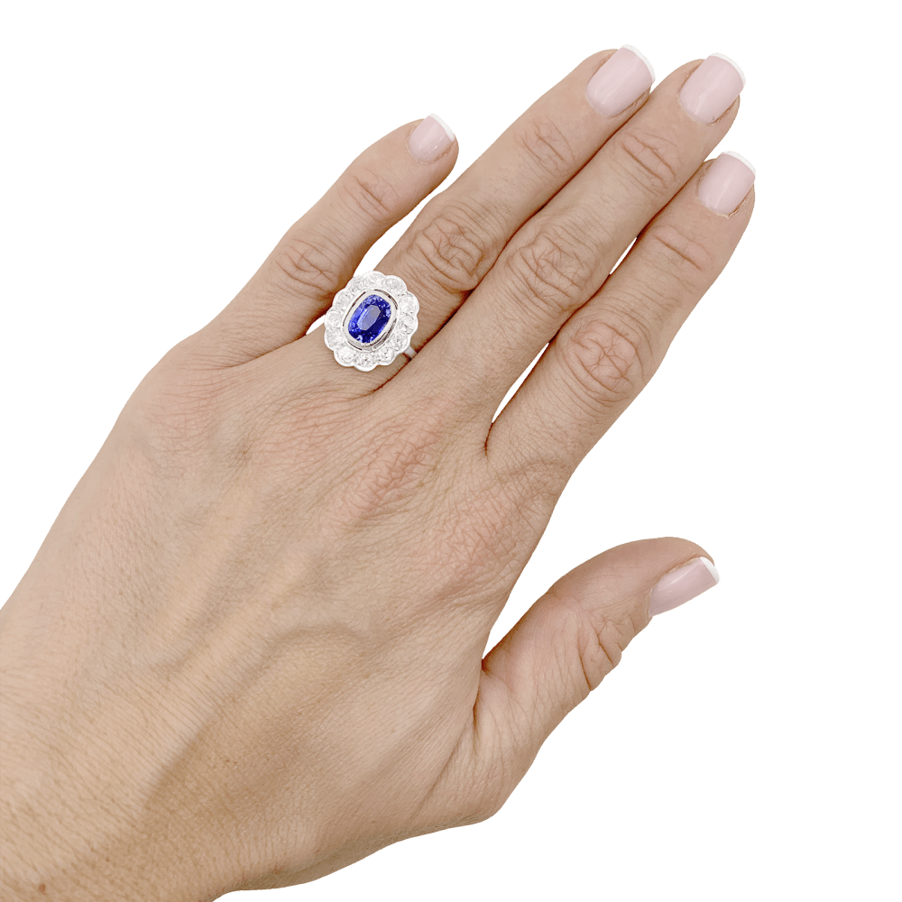 Bague pompadour platine, saphir et diamants. 5