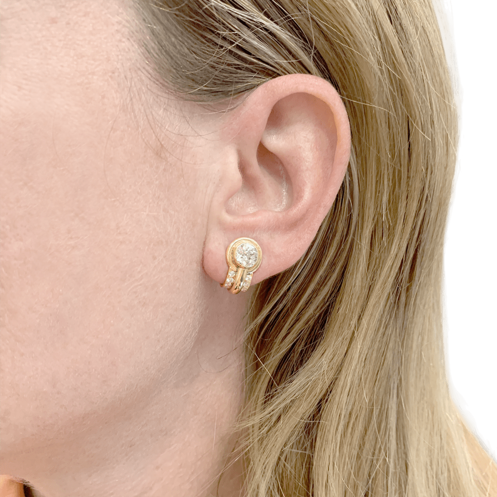 Boucles d'oreilles, or jaune et diamants. 5