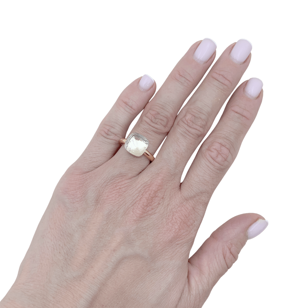 Bague Pomellato, collection "Nudo Classic", or rose et topaze blanche. 5