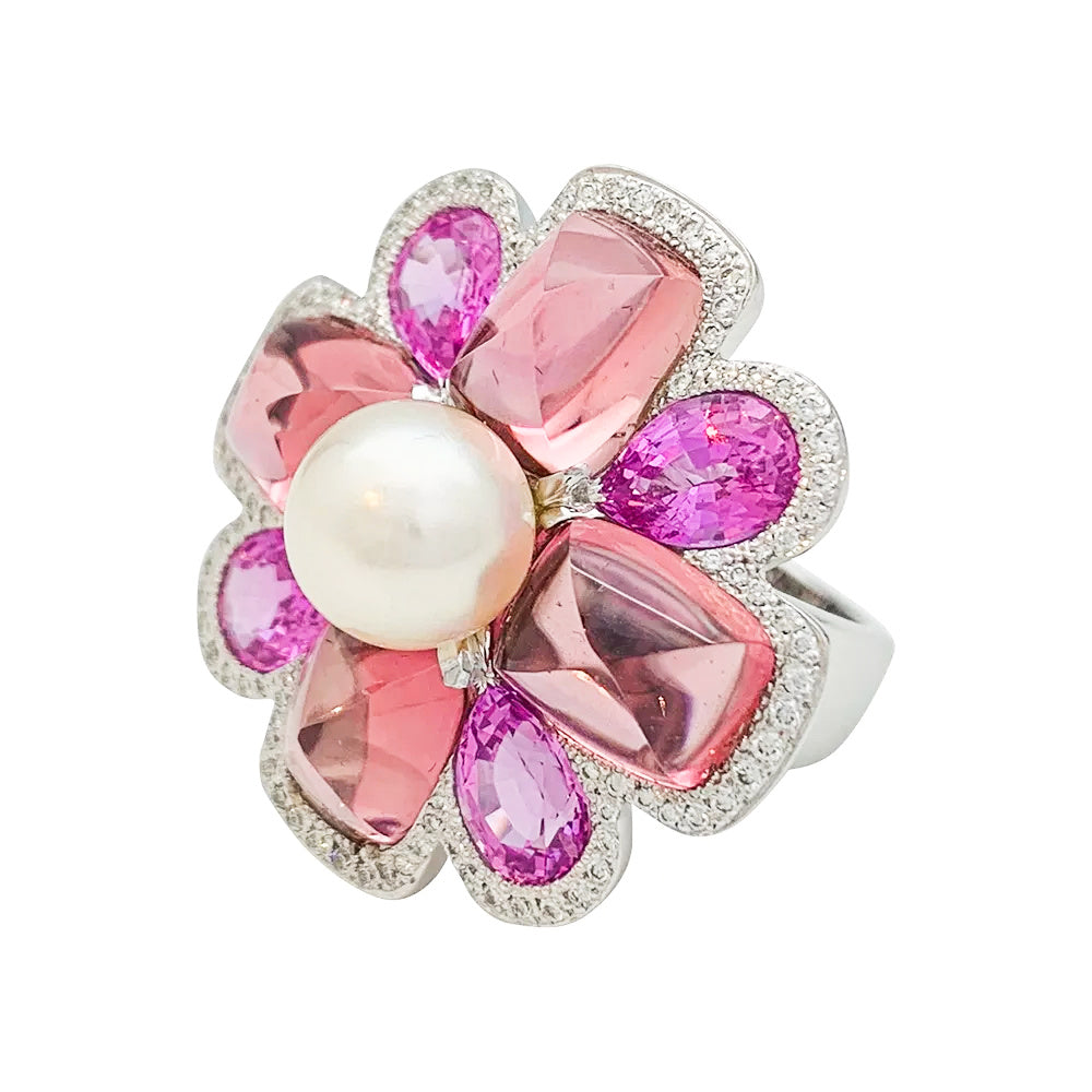 Bague Chanel, "San Marco", or blanc, perle, saphirs roses, tourmalines roses, diamants. 3