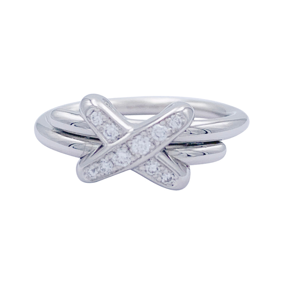 Bague Chaumet, "Jeux de Liens", or blanc, diamants. 1
