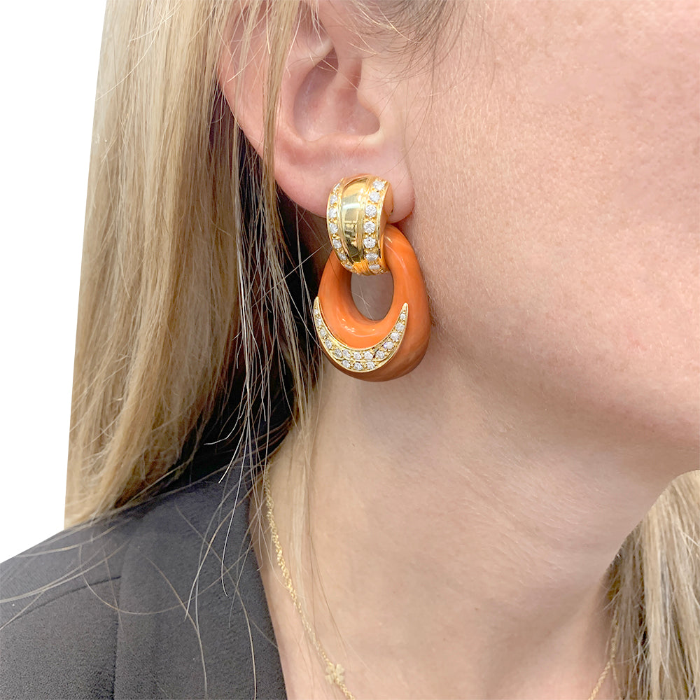 Boucles d'oreille vintage or jaune, diamants, corail. 5