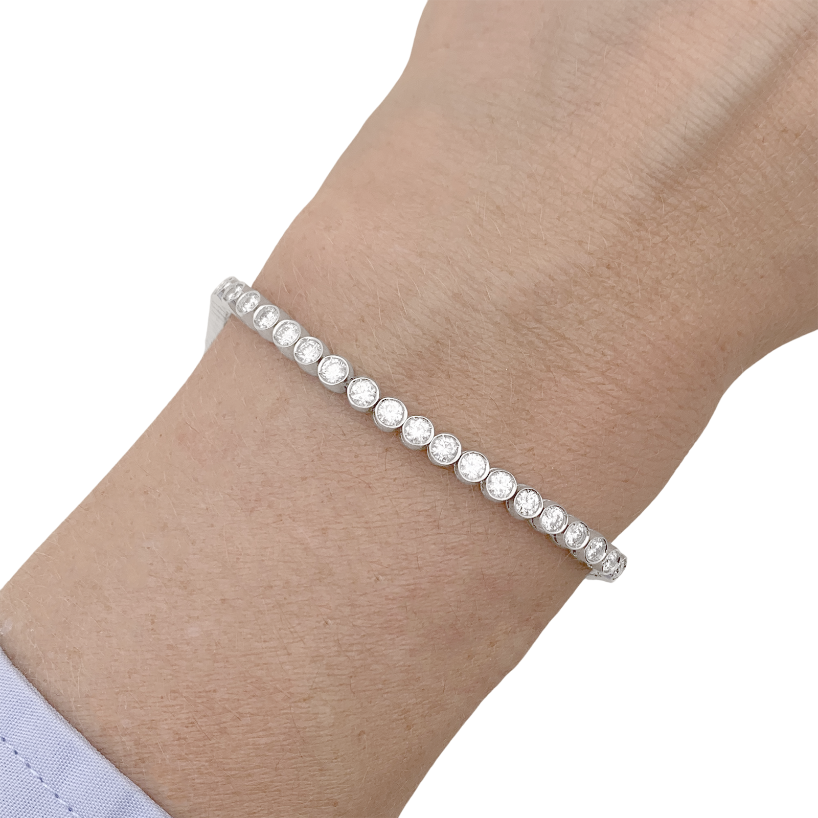 Bracelet ligne diamants en or blanc. 7