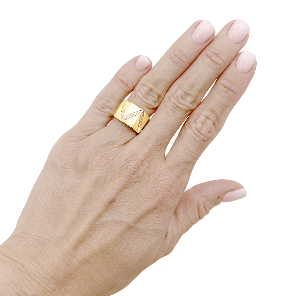 Bague or jaune et lignes de diamants. 7