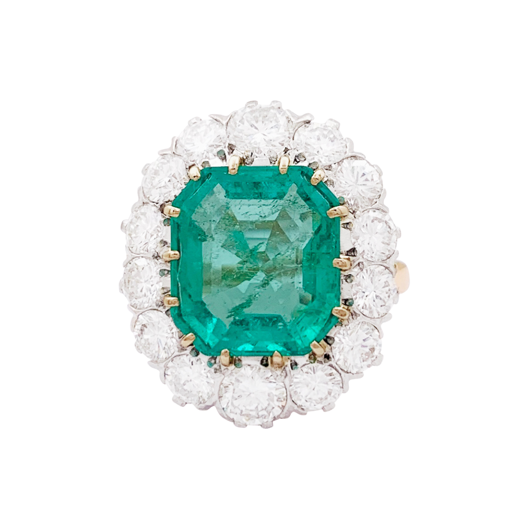 Bague Pompadour émeraude, diamants, platine et or jaune.