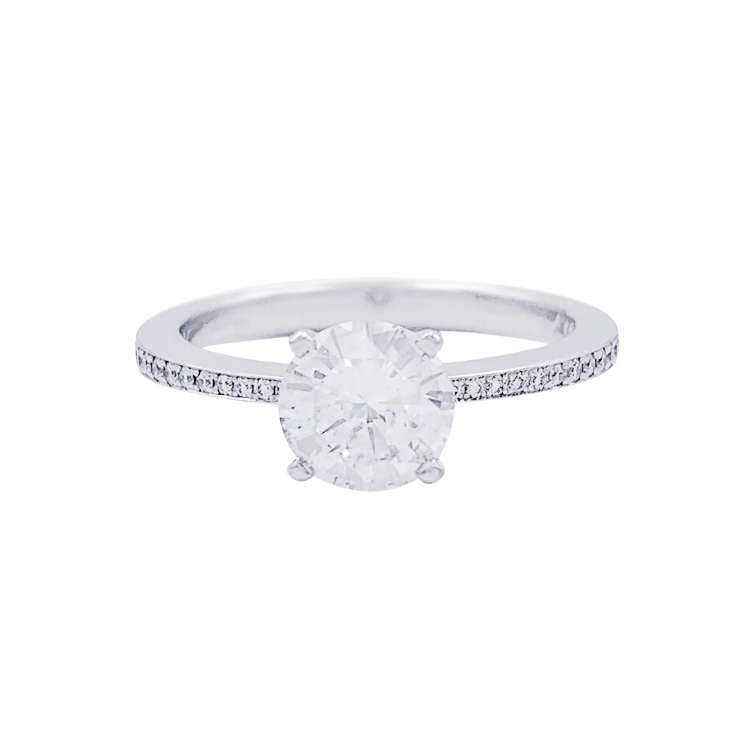 Anillo Chopard de diamantes de 1,01 ct, oro blanco.