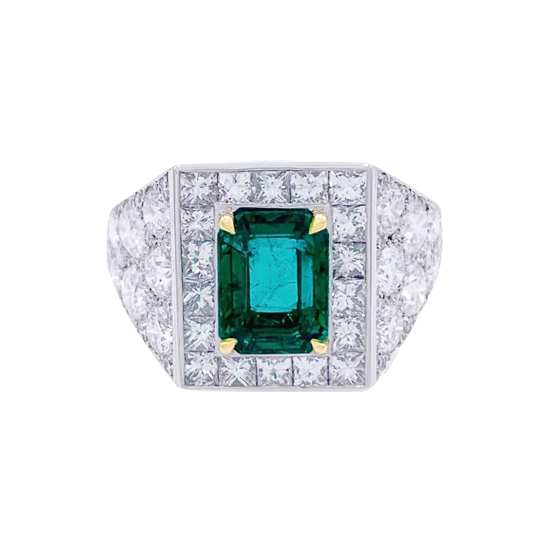 Anillo, oro blanco, platino, esmeralda, diamantes.