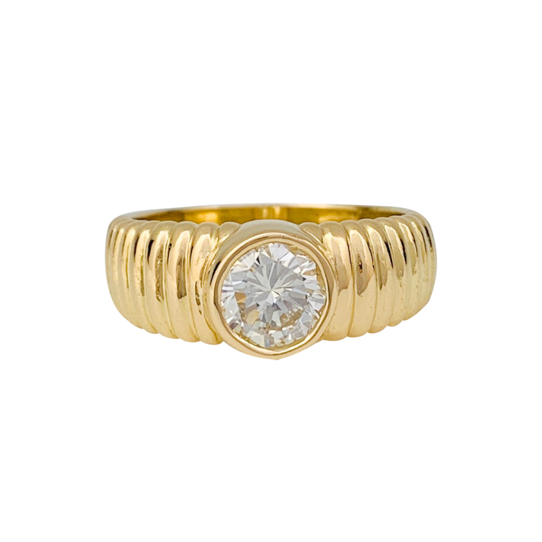 Bague diamant 1,01 carat en or jaune.