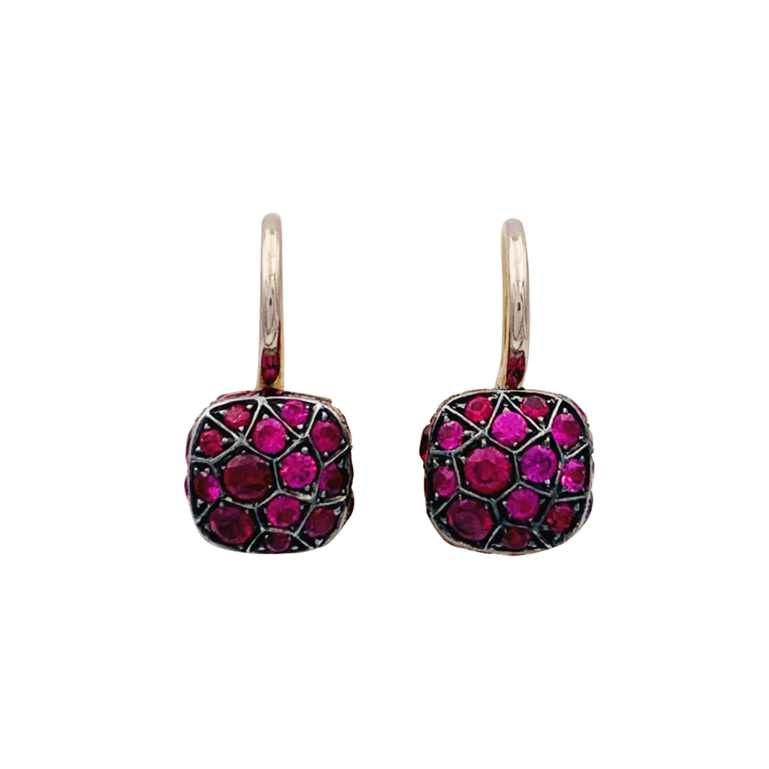 Pomellato sleepers, "Nudo", two golds, rubies.