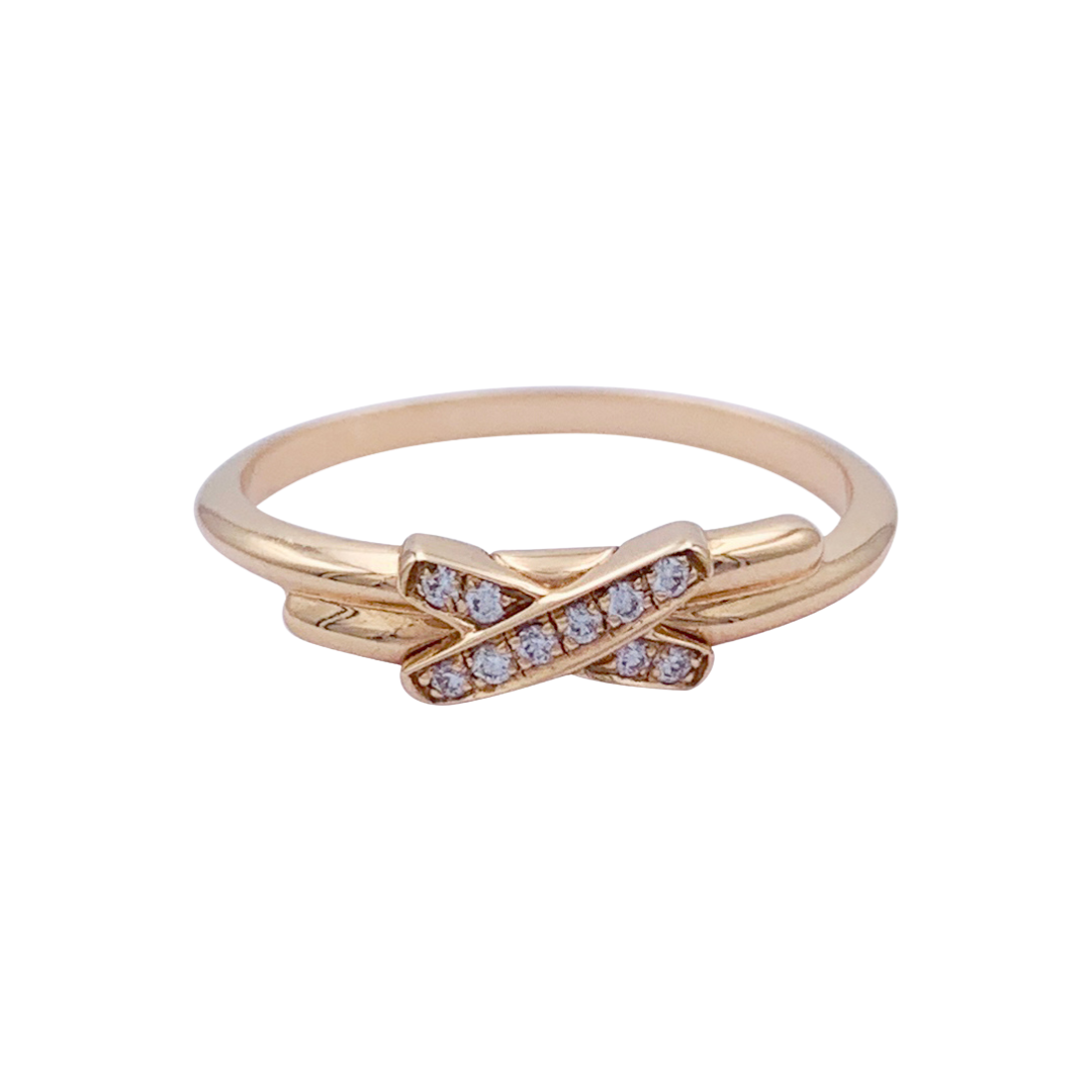 Sortija Chaumet, "Jeux de Liens", oro rosa y diamantes.